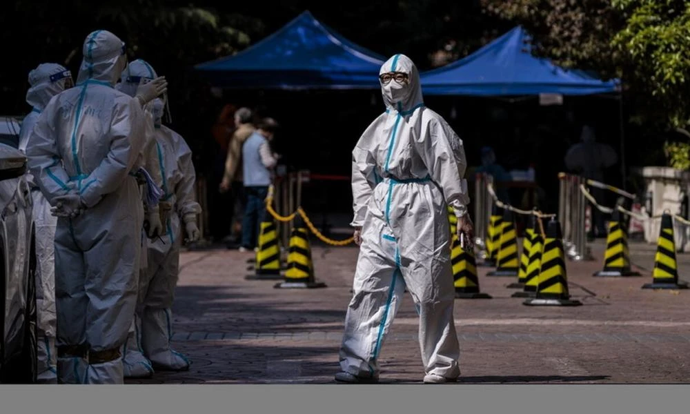 Καθηγητής Γουργουλιάνης: Οι 3 λόγοι πίσω από το ακραίο lockdown της Σανγκάης